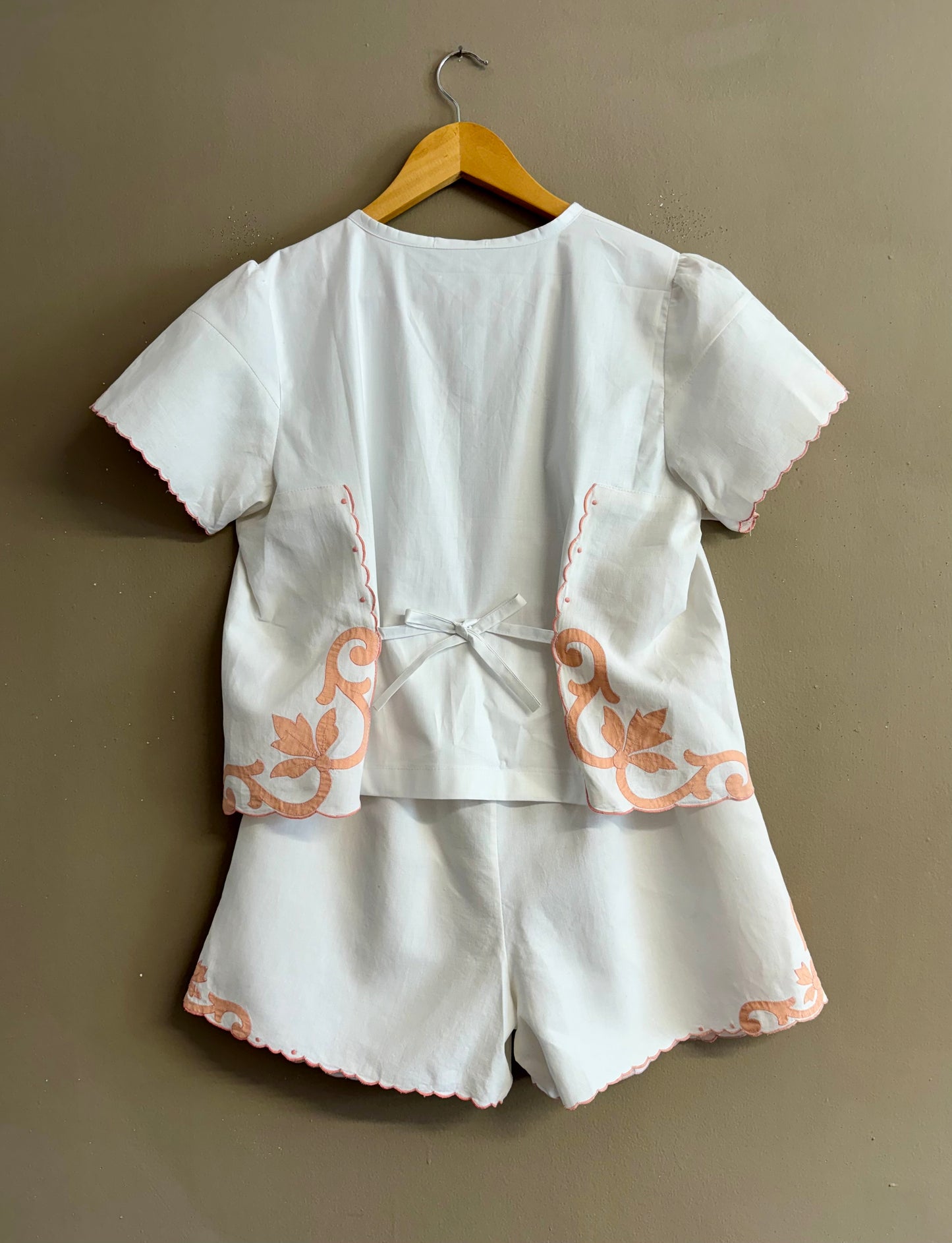 Embroidery linen twin set