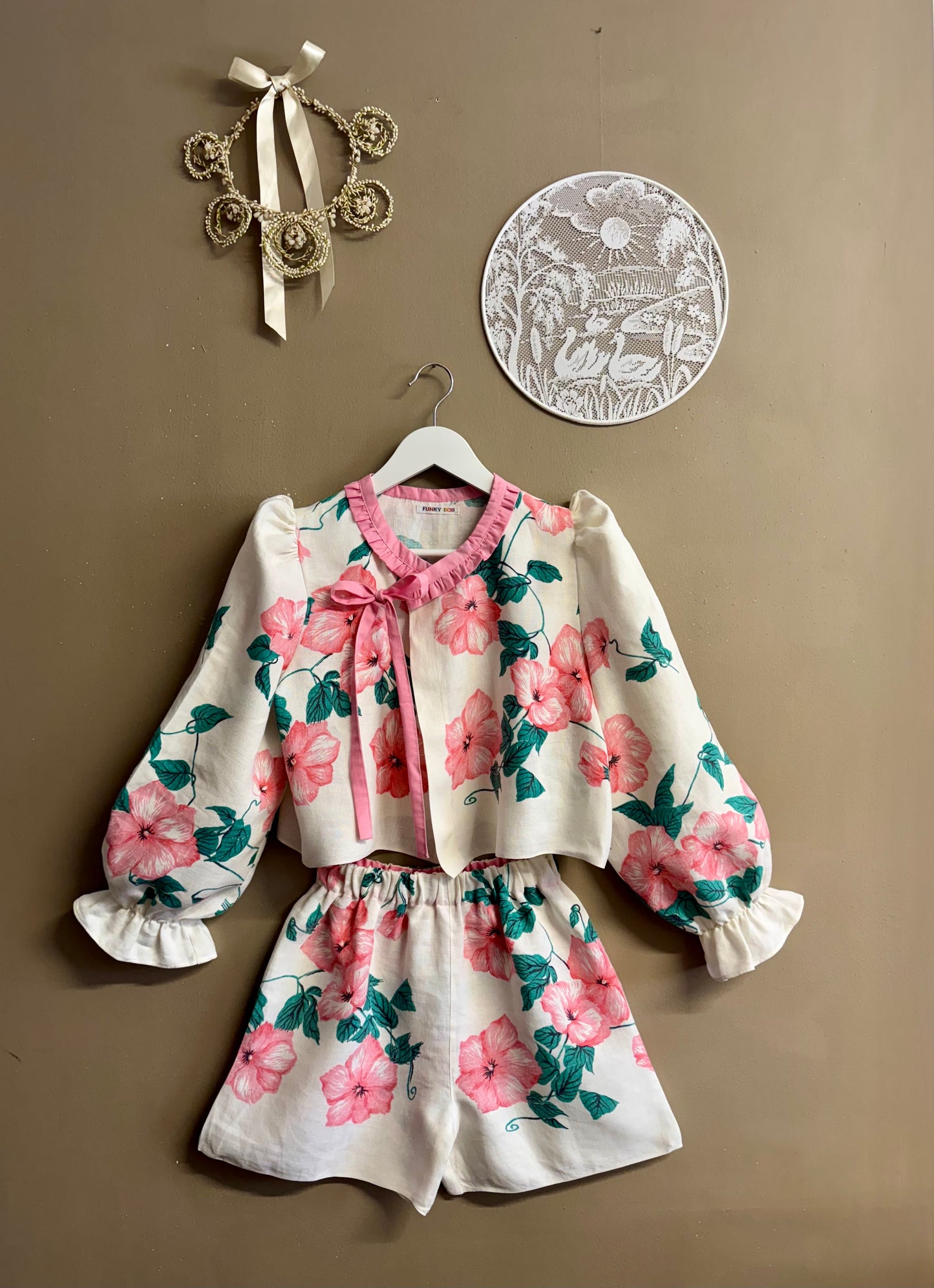 Linen twinset