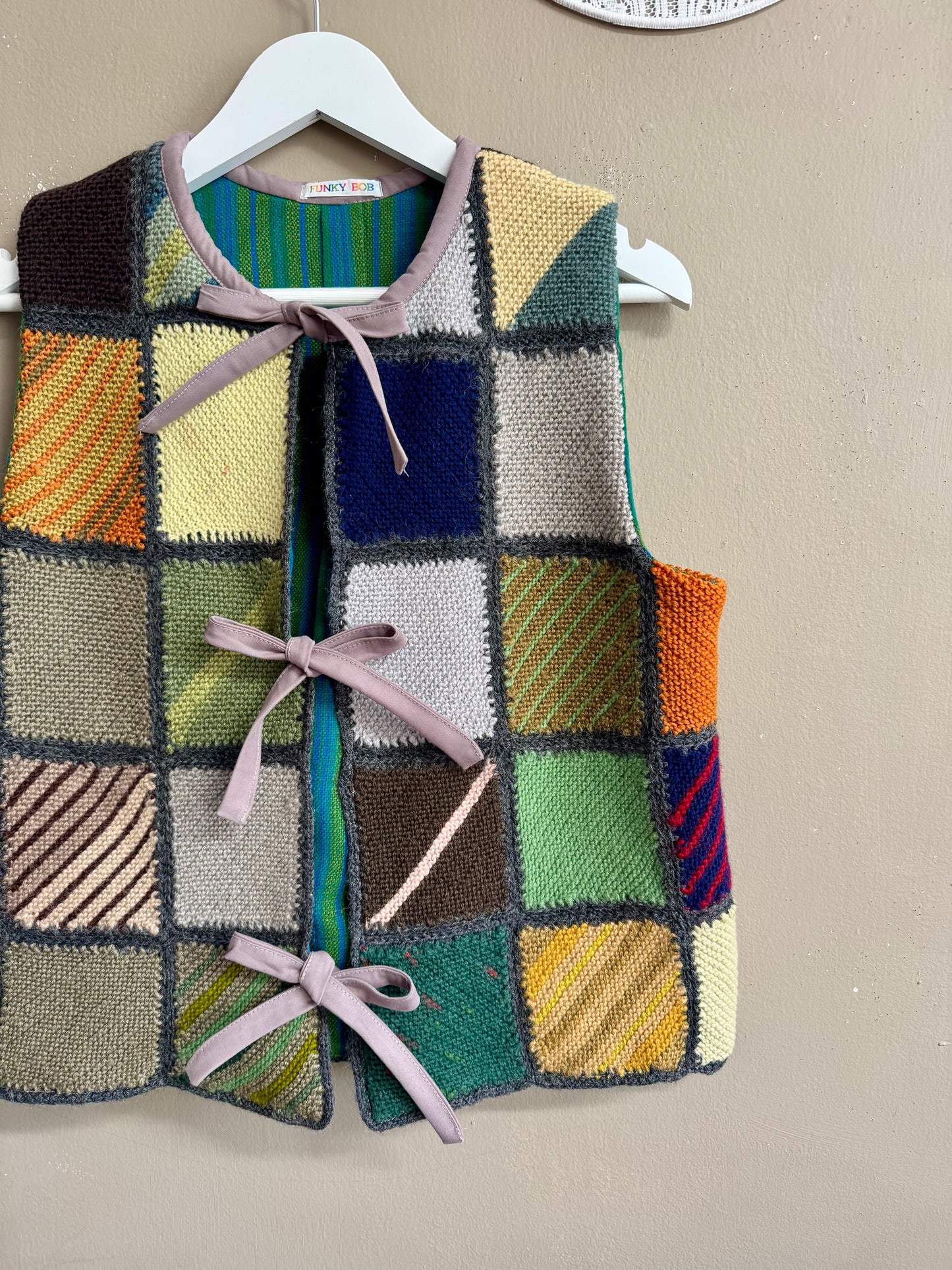Reversible vest