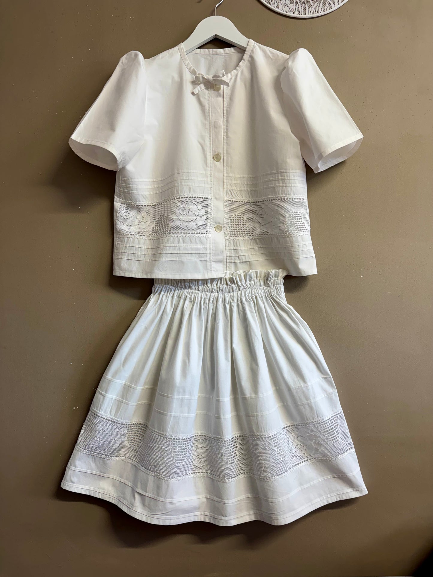 White cotton twinset