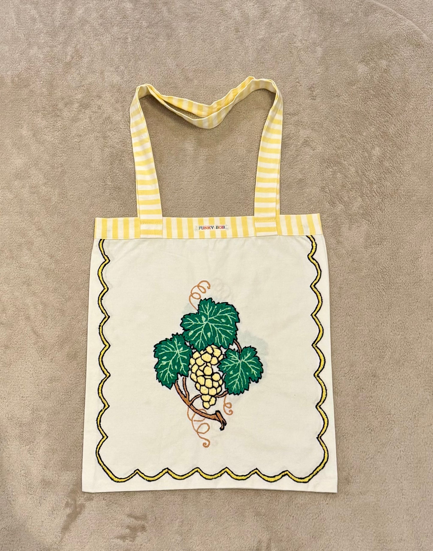 Tote bag