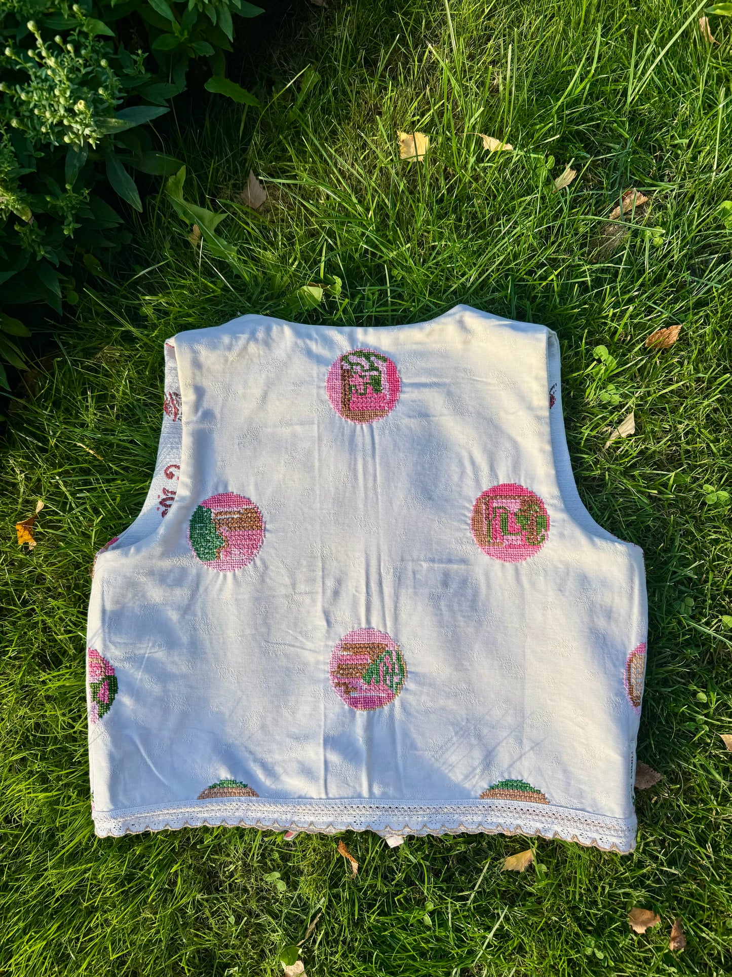 Reversible vest