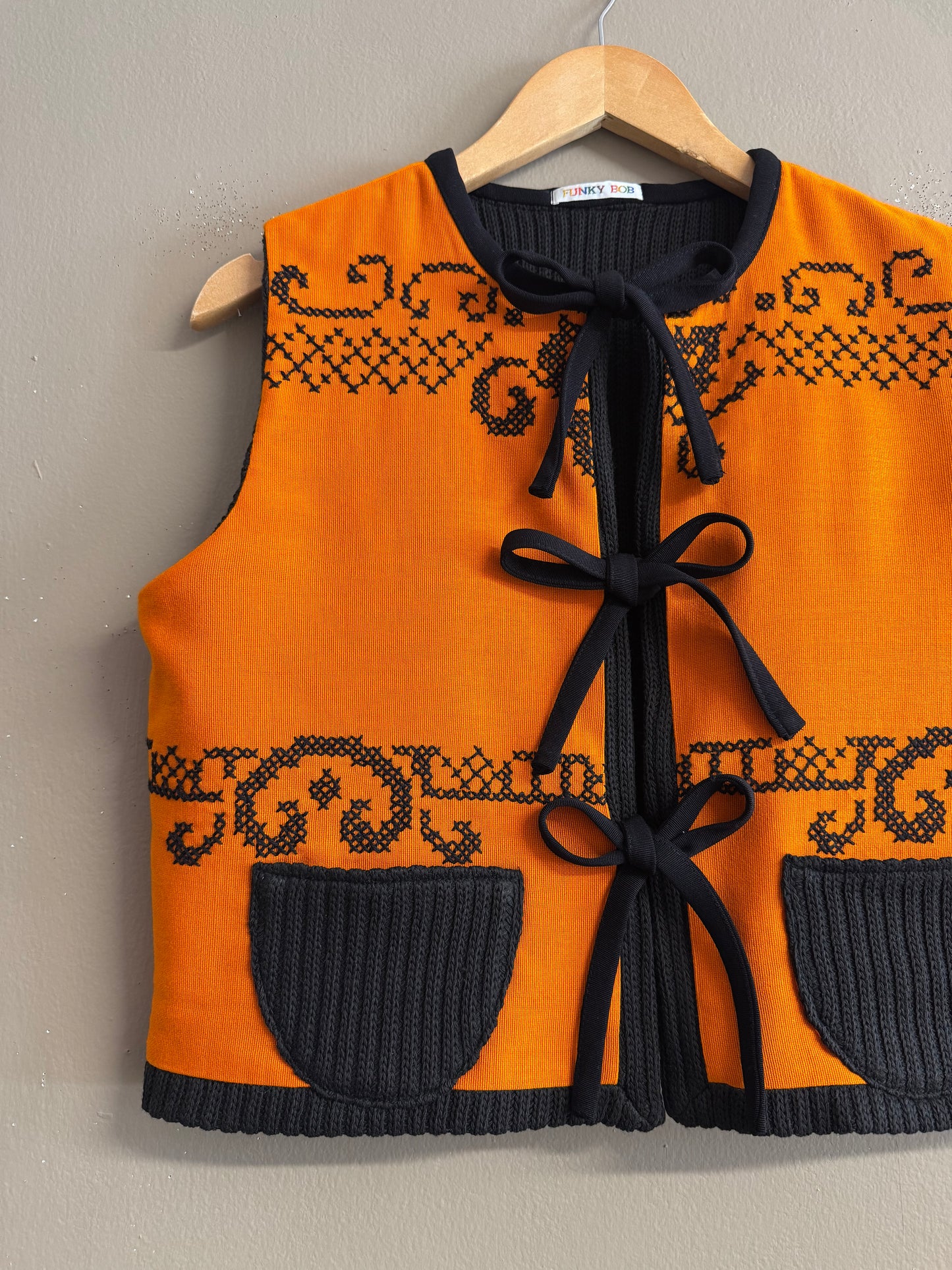 Orange embroidery vest fully lined