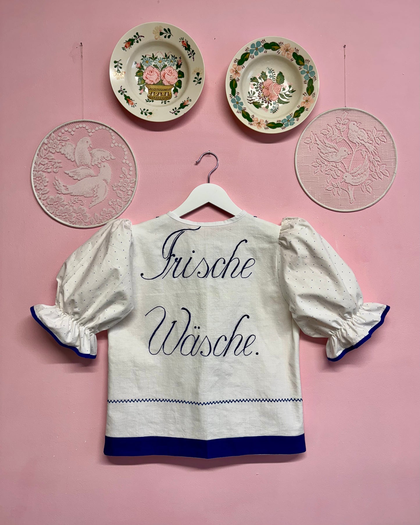 Blouse with hand embroidery