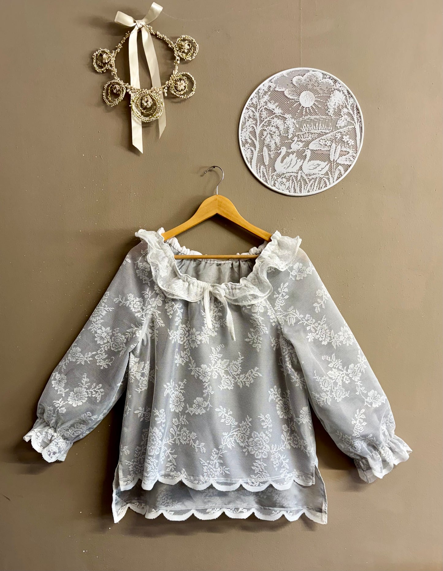 Curtain blouse