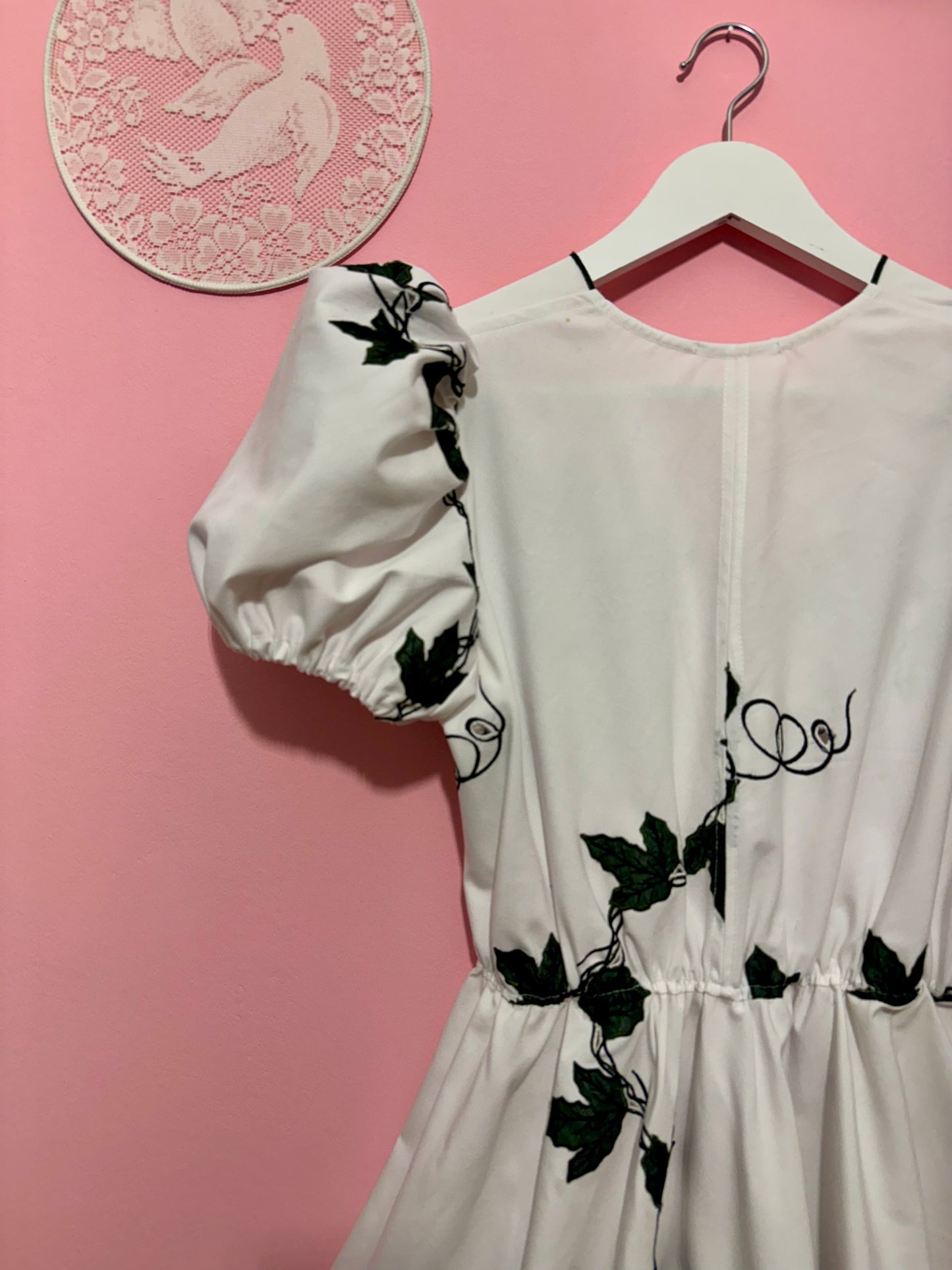 Dress with platan leaves