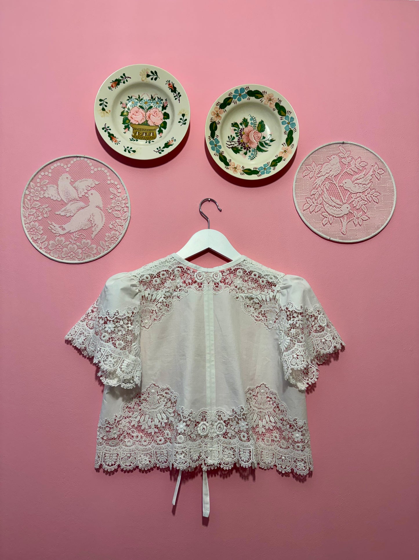 Embroidery blouse