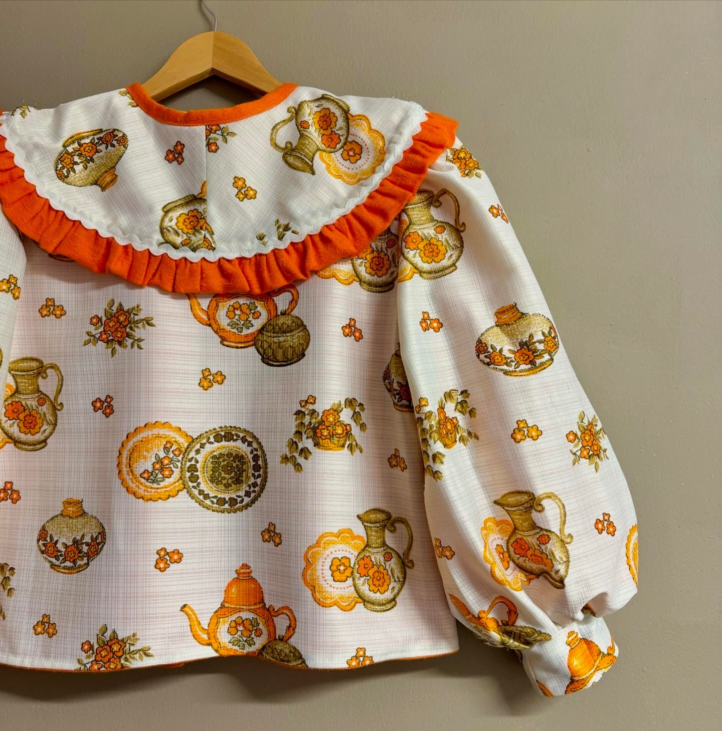 Jacket reversible