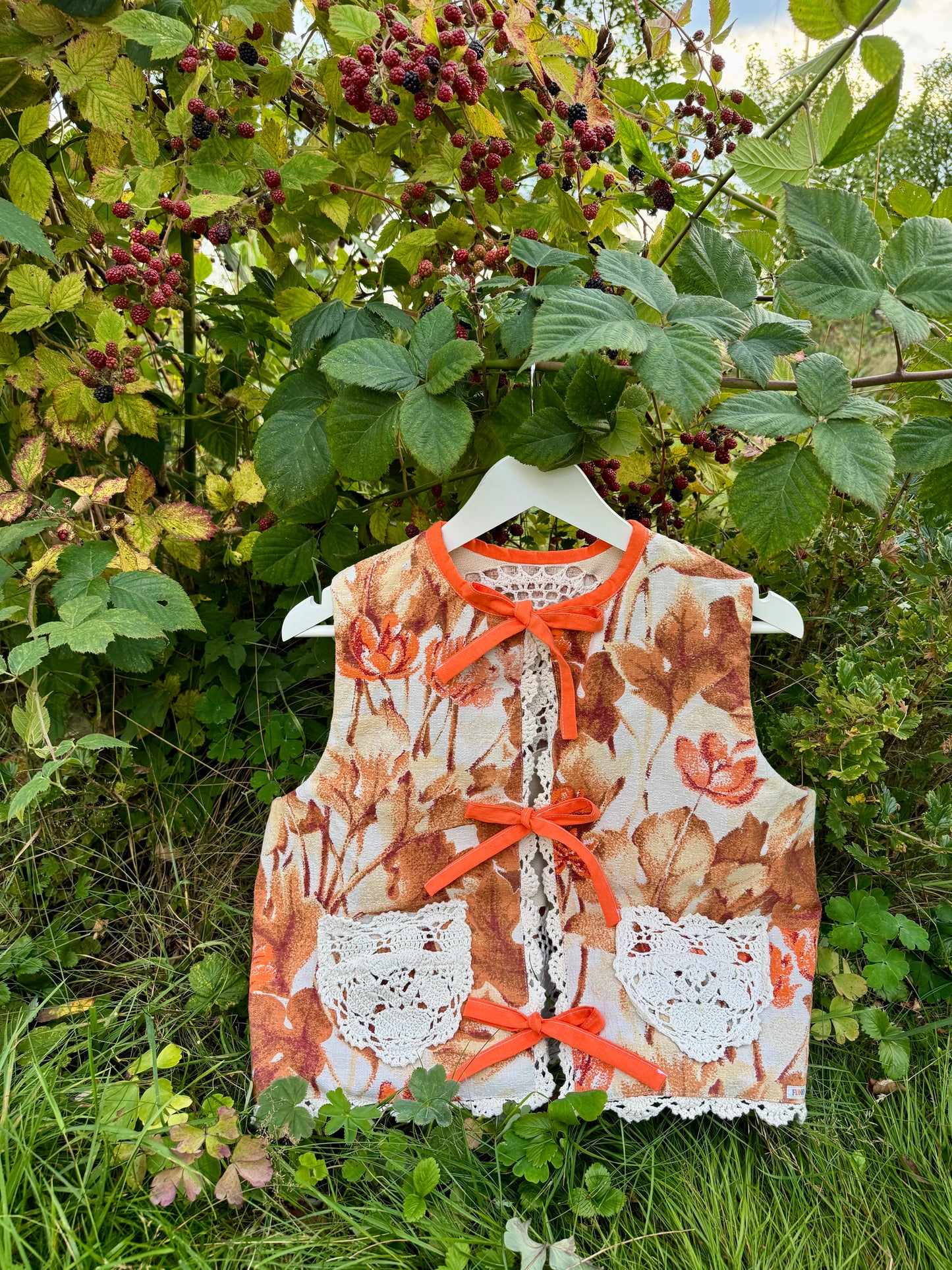 Reversible vest
