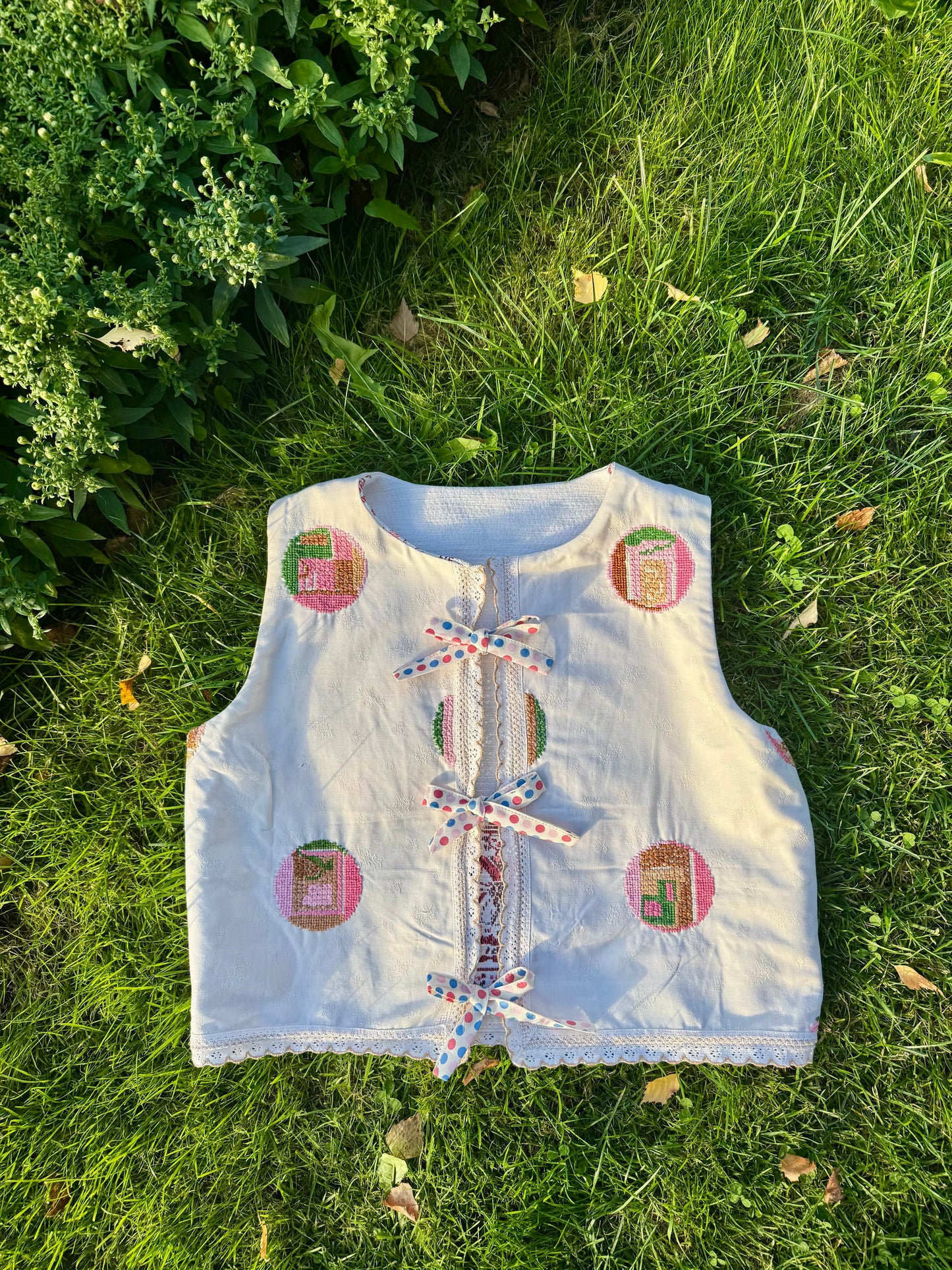 Reversible vest