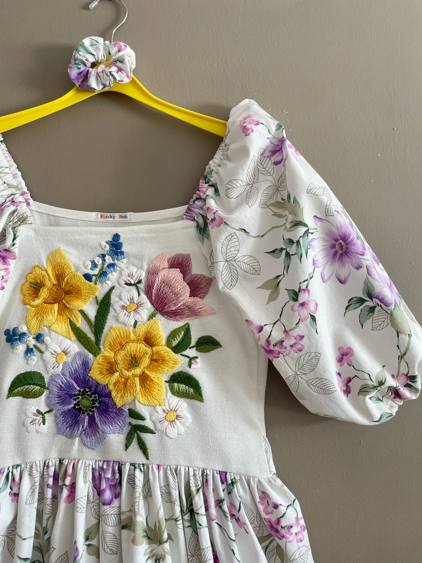 Embroidery maxi dress