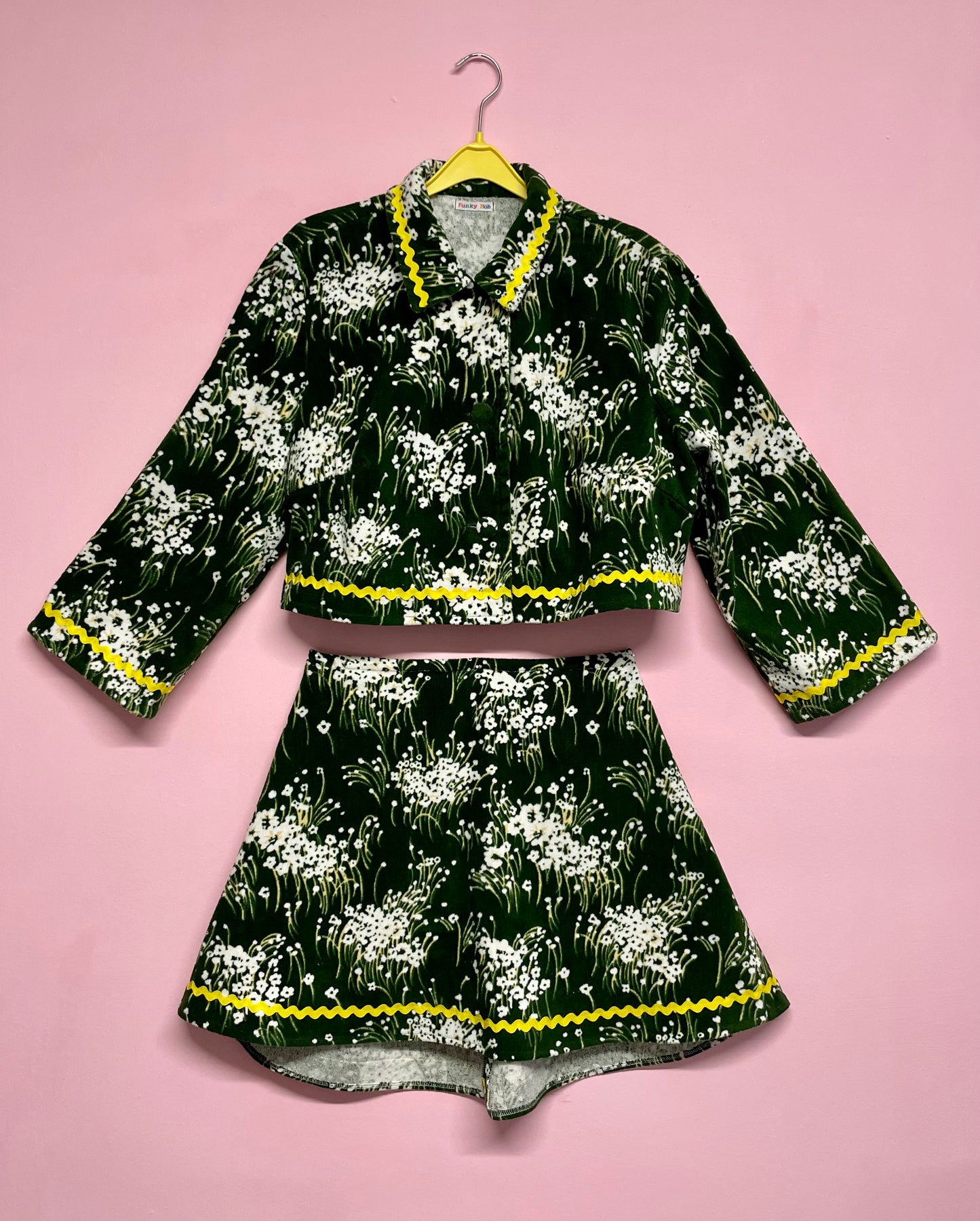Twin set