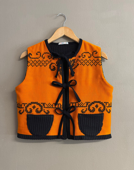 Orange embroidery vest fully lined