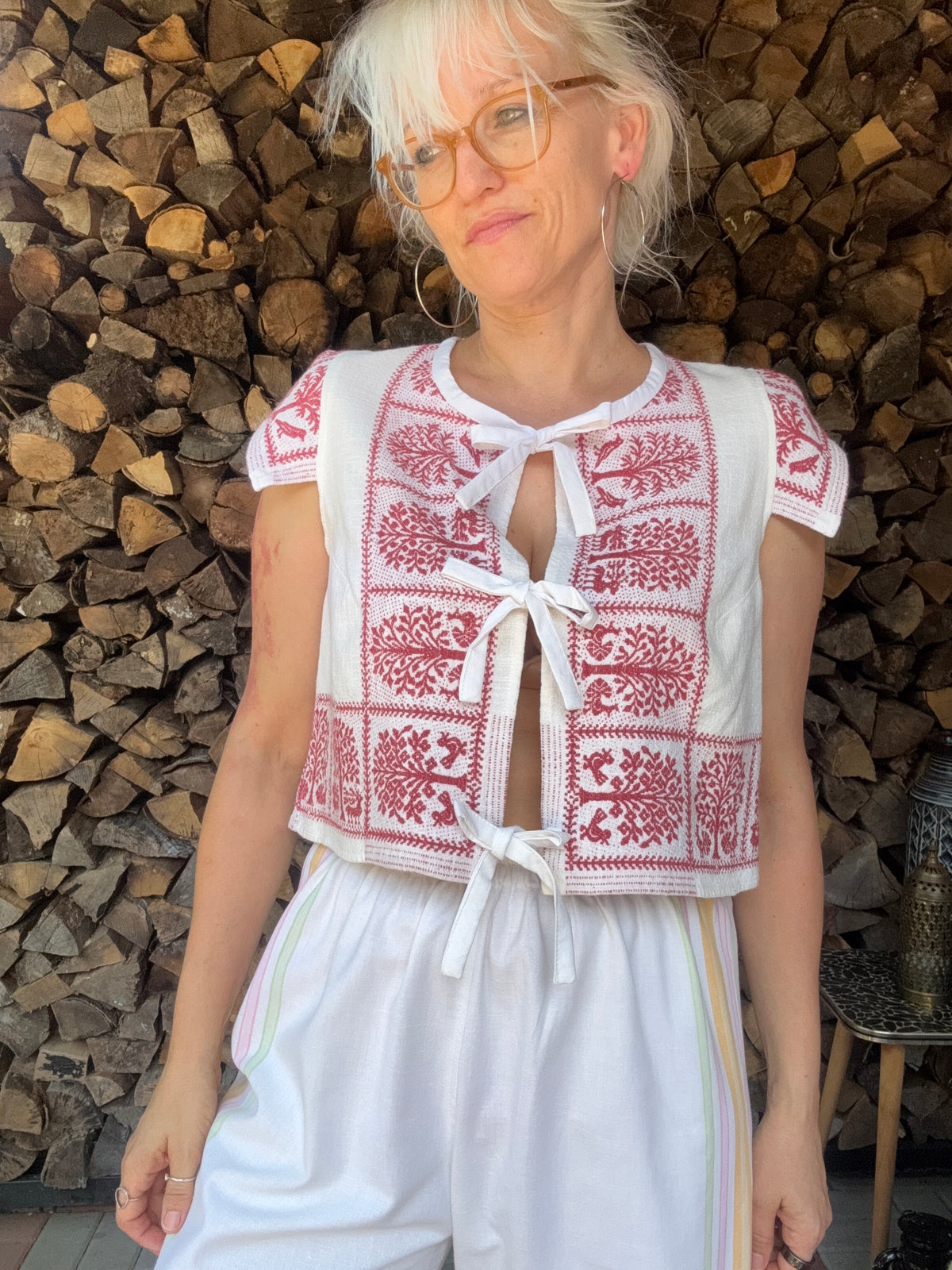 Blouse with birds