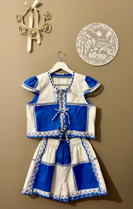 Blue/white twinset