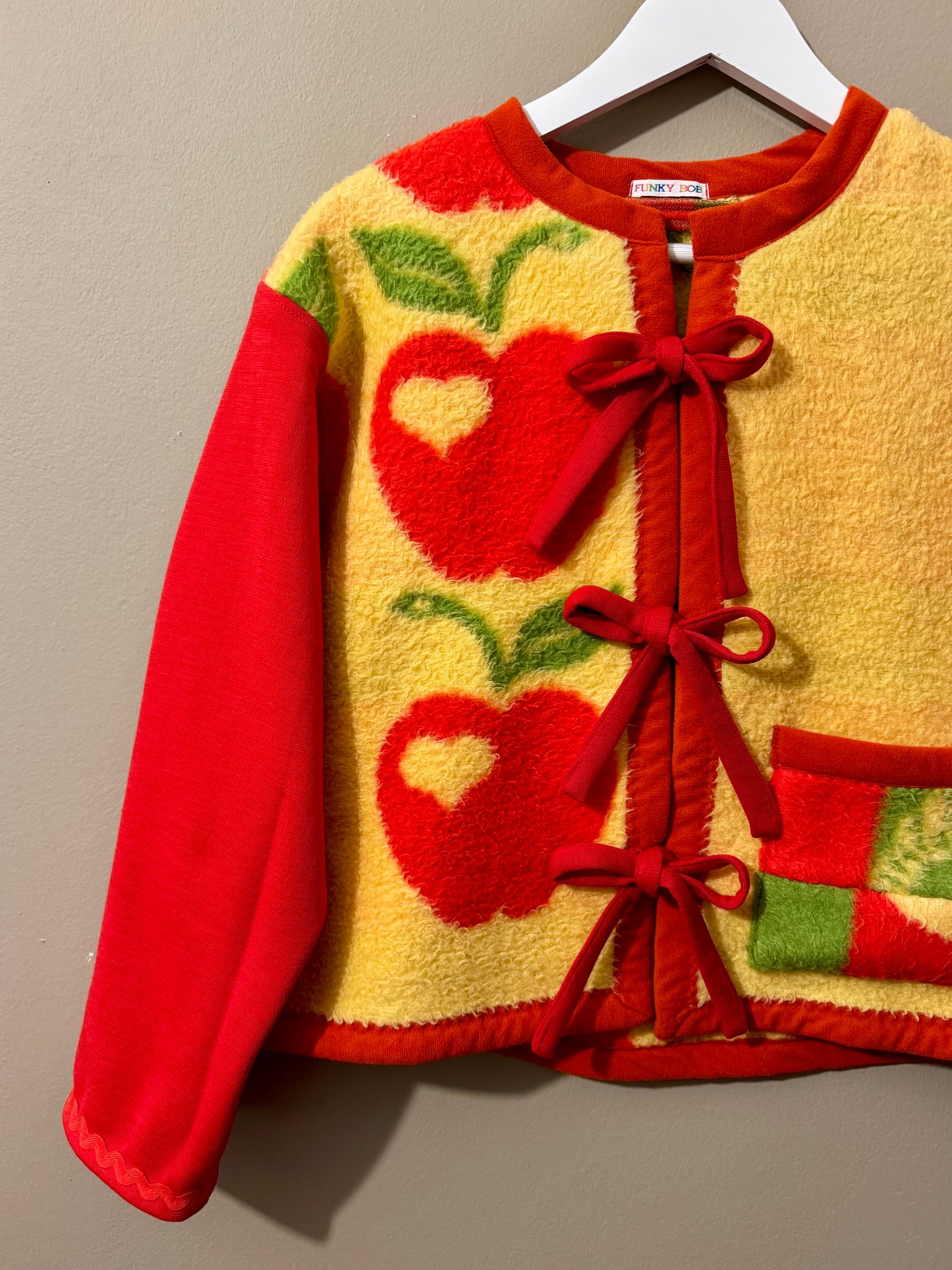 Apple light jacket