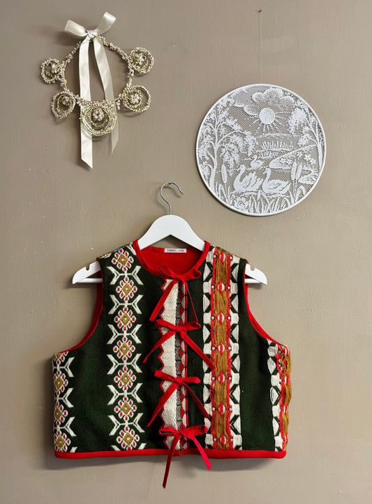 Folkore vest