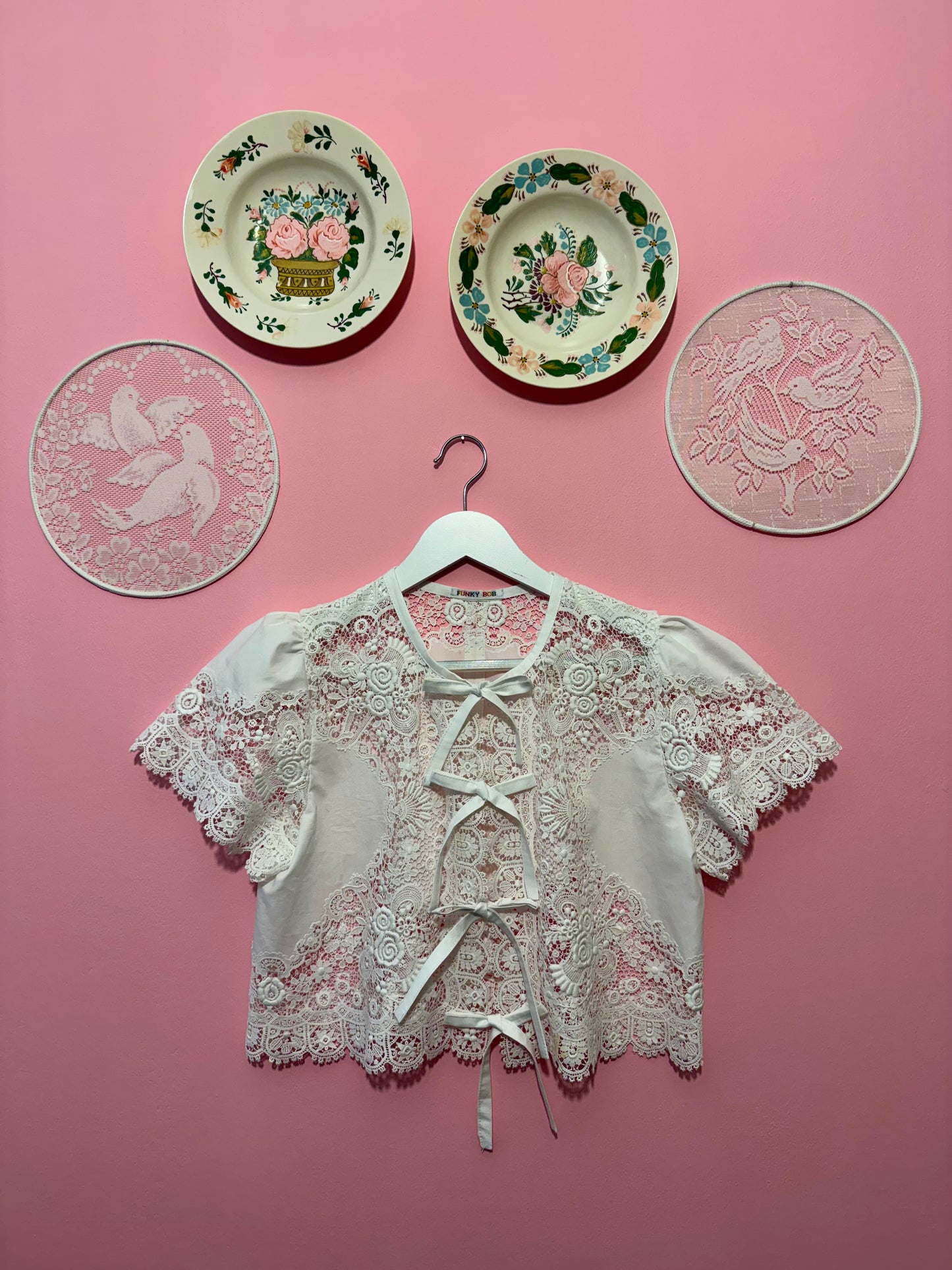 Embroidery blouse