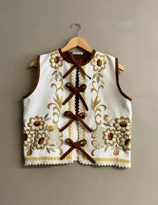 Flowers vest