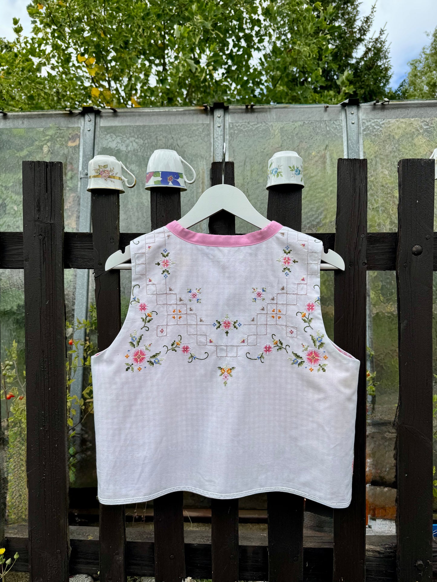 Reversible vest