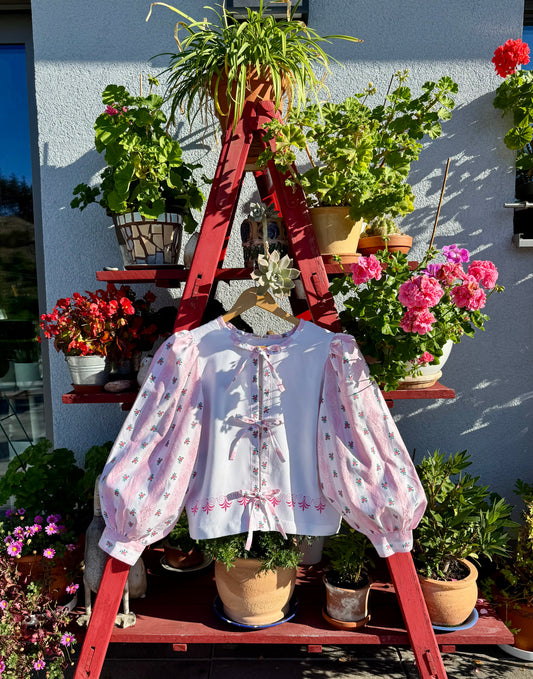 Blouse with embroidery