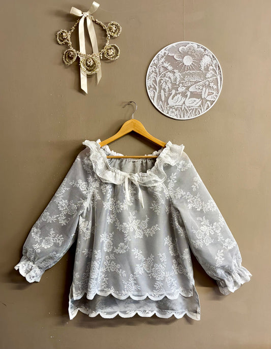 Curtain blouse