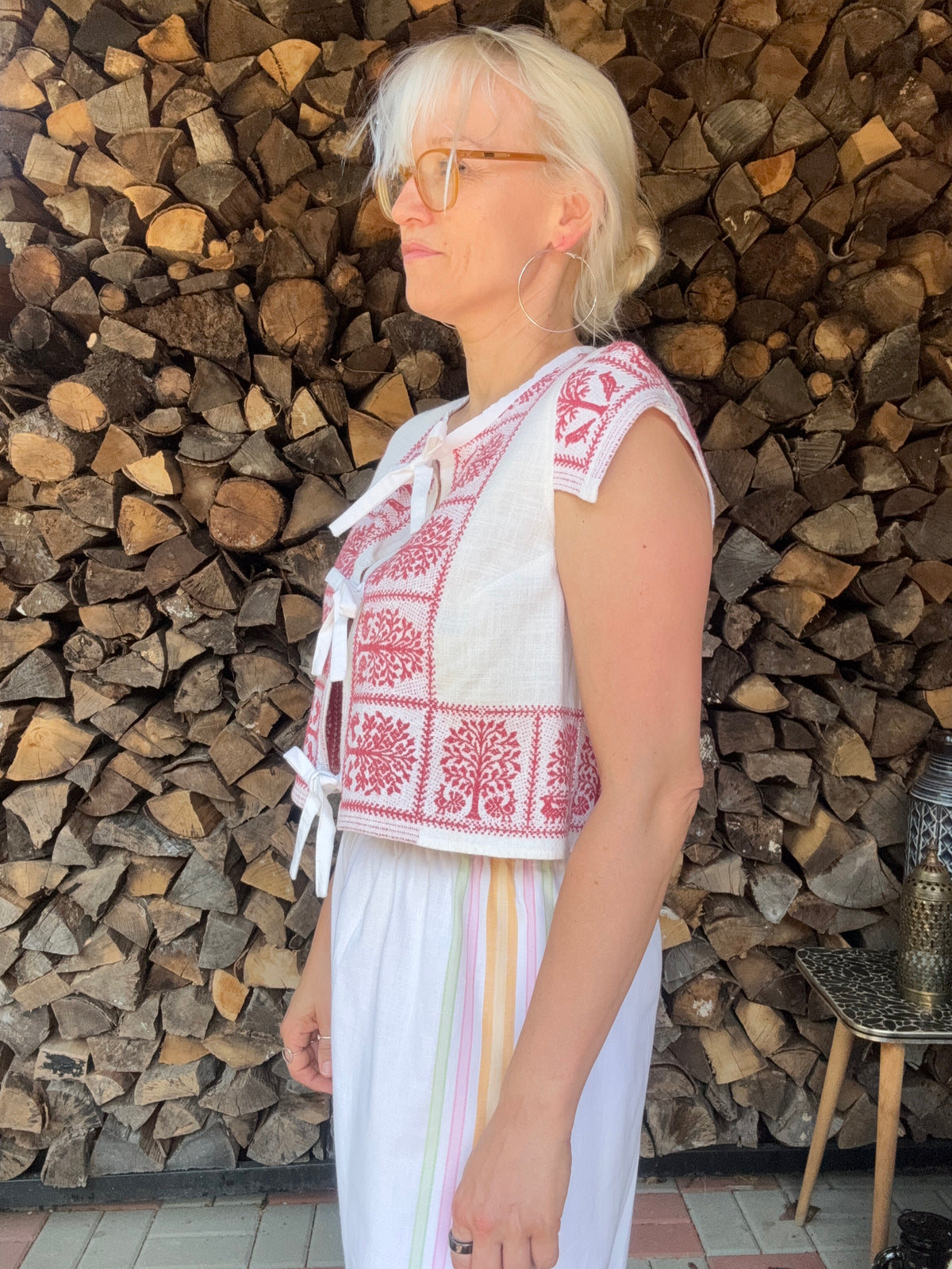 Blouse with birds