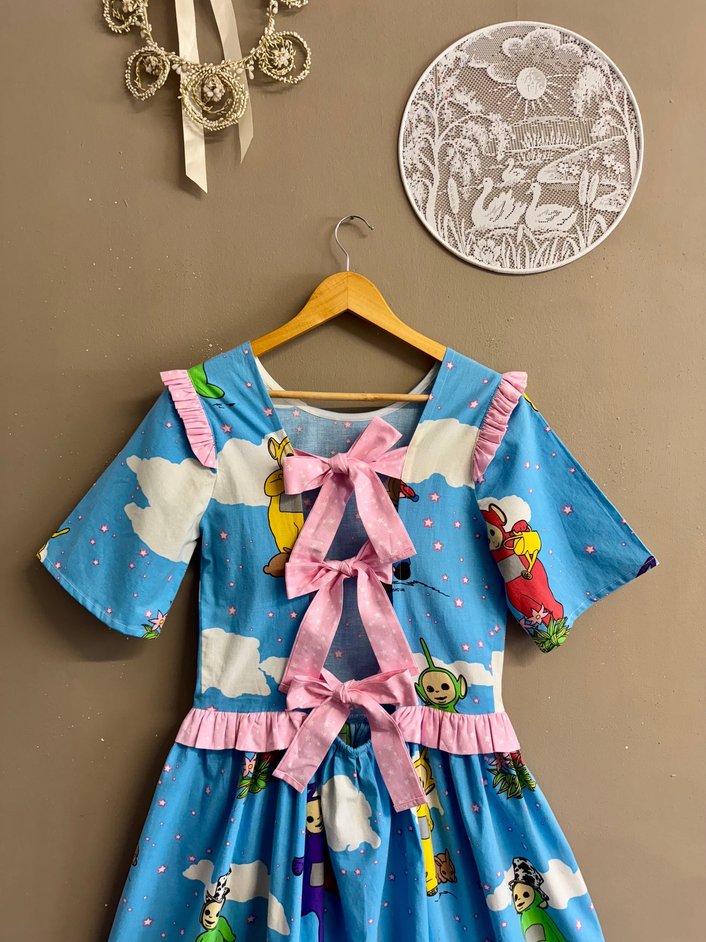 Dress with teletubies