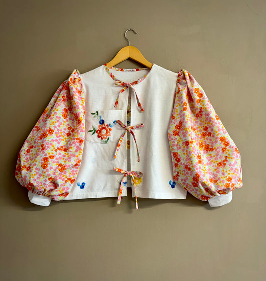 Blouse with hand embroidery