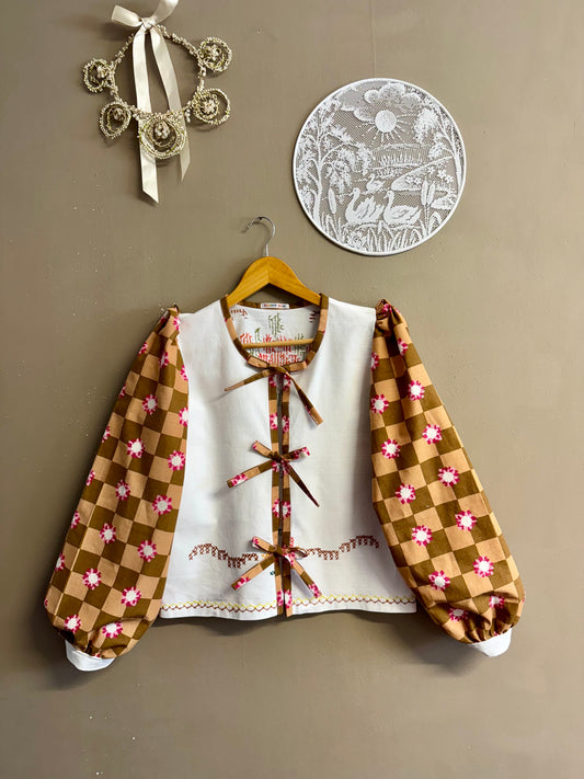 Embroidery blouse