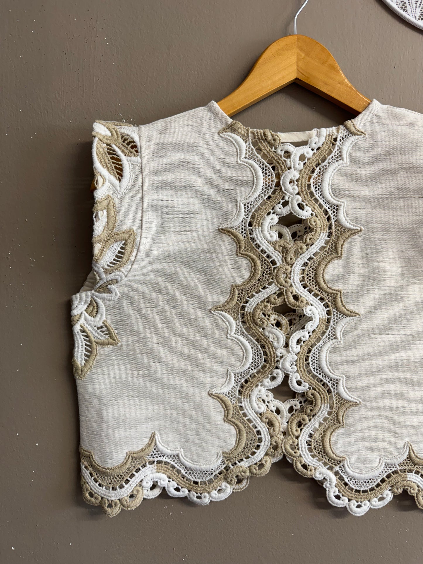 Blouse with beige embroidery