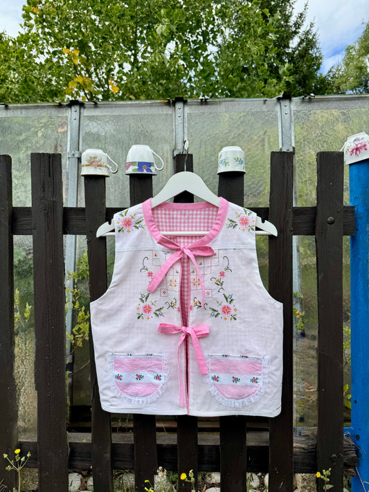 Reversible vest