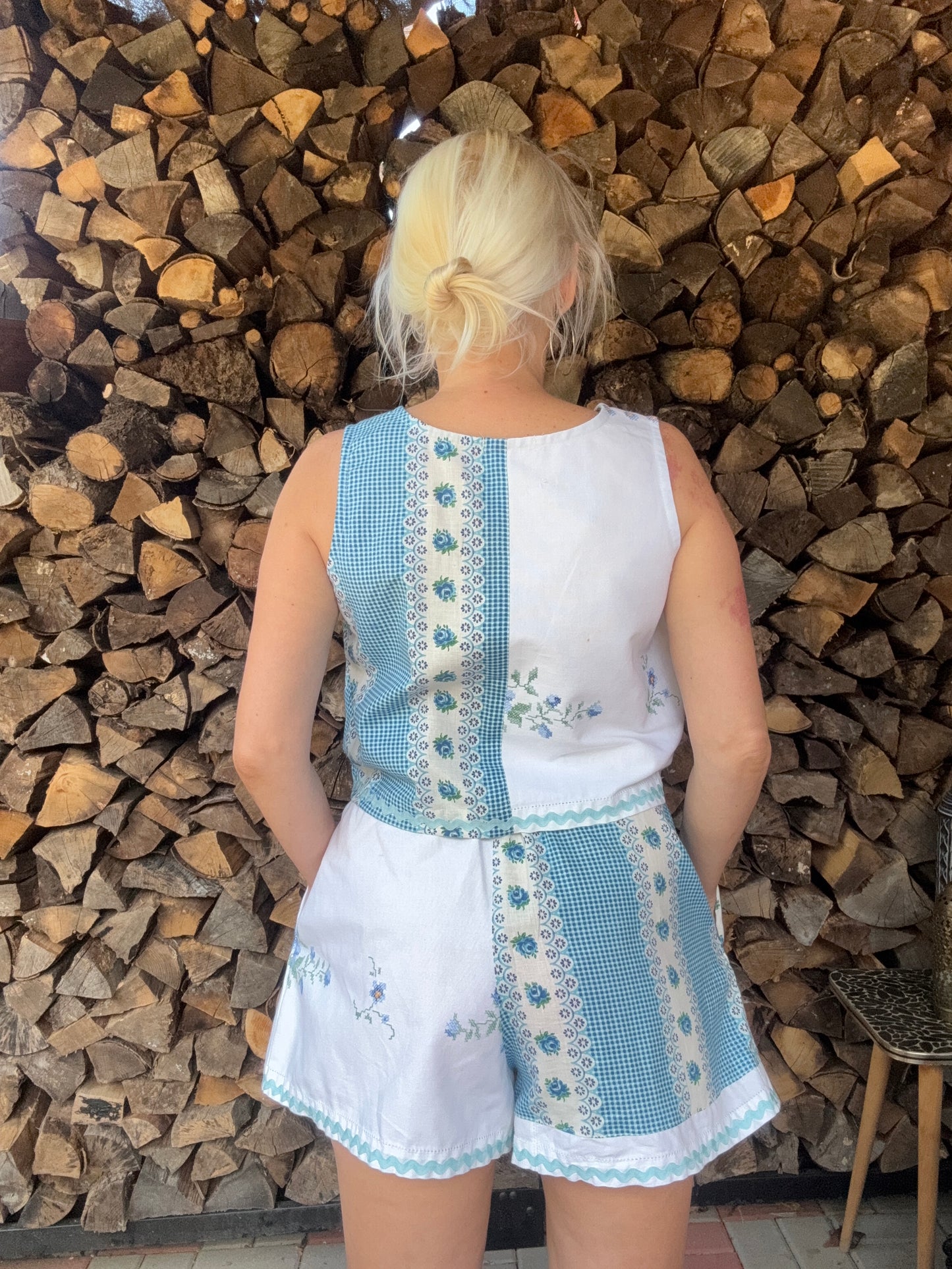 Blue/white twinset