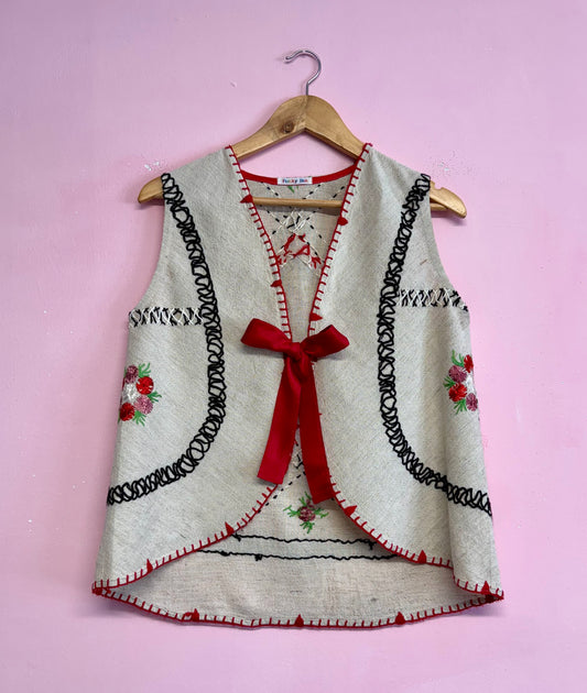 Embroiery vest