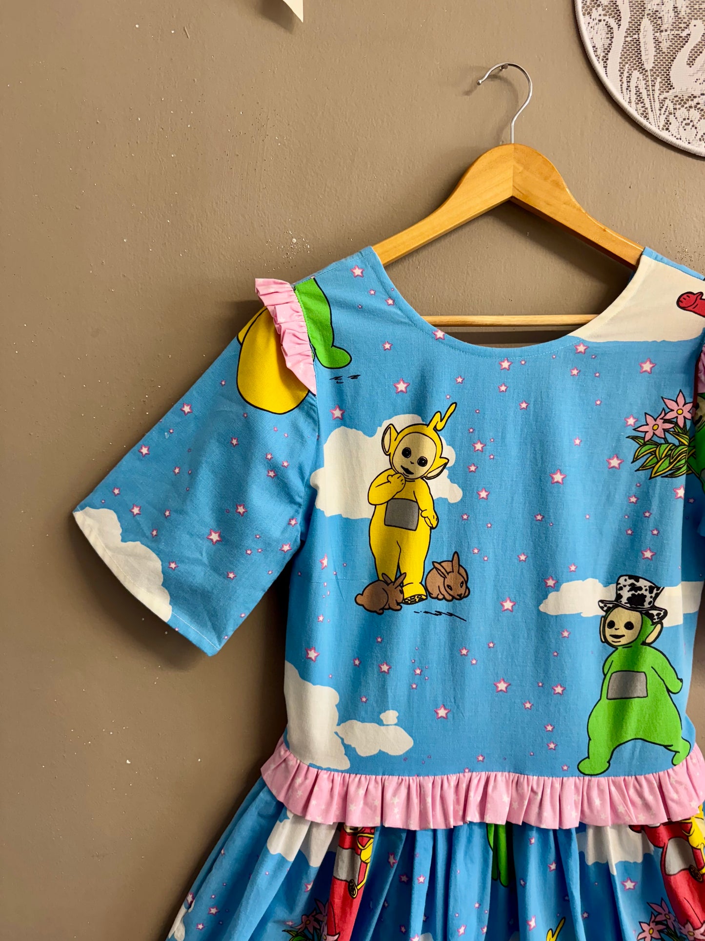 Dress with teletubies