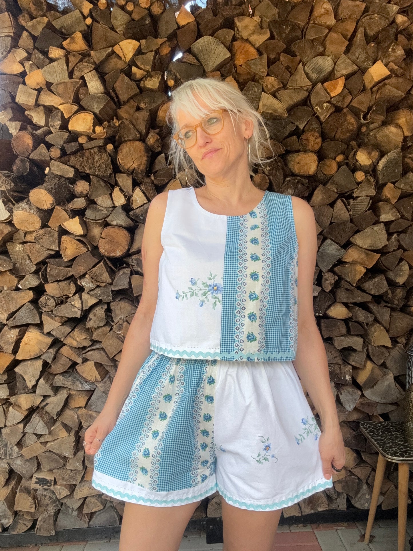 Blue/white twinset